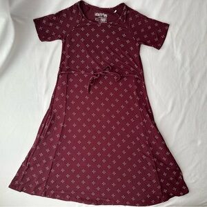 Latched Mama drawstring t-shirt maternity nursing dress with pockets - Merlot